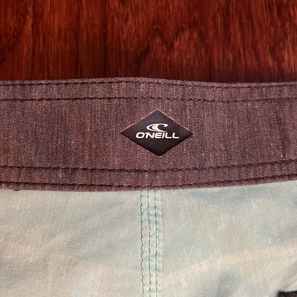 O’Neill board shorts